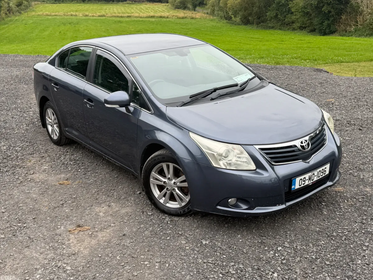 Toyota Avensis Saloon, Diesel, 2009, Blue
