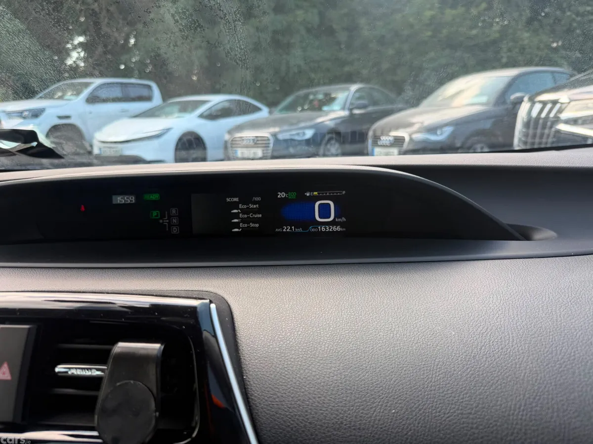 Toyota Prius Hatchback, Petrol Hybrid, 2019, Silver