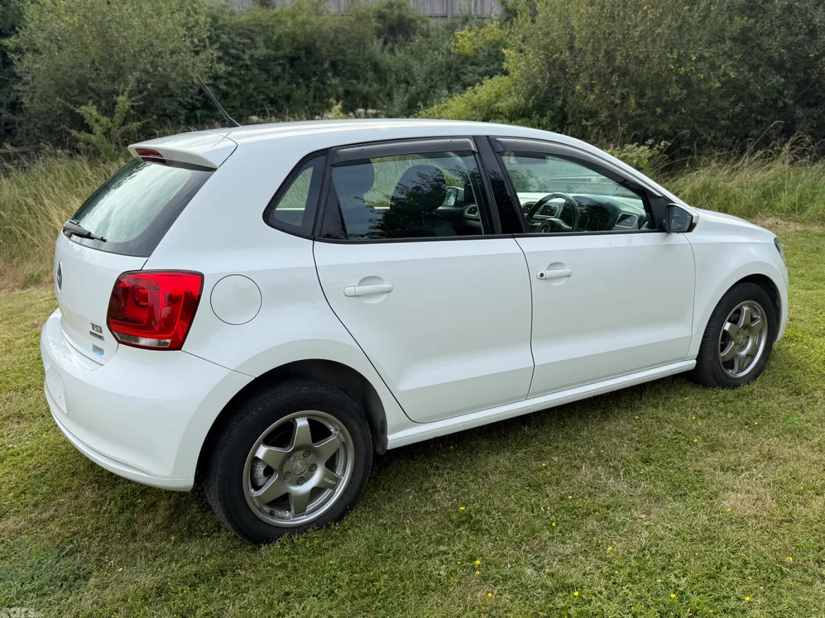 Volkswagen Polo Hatchback, Petrol, 2013, White