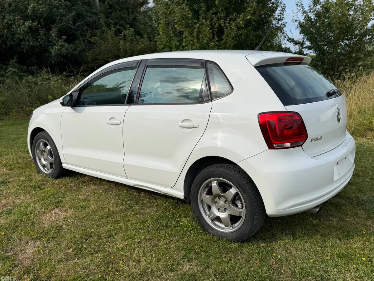 Volkswagen Polo Hatchback, Petrol, 2013, White