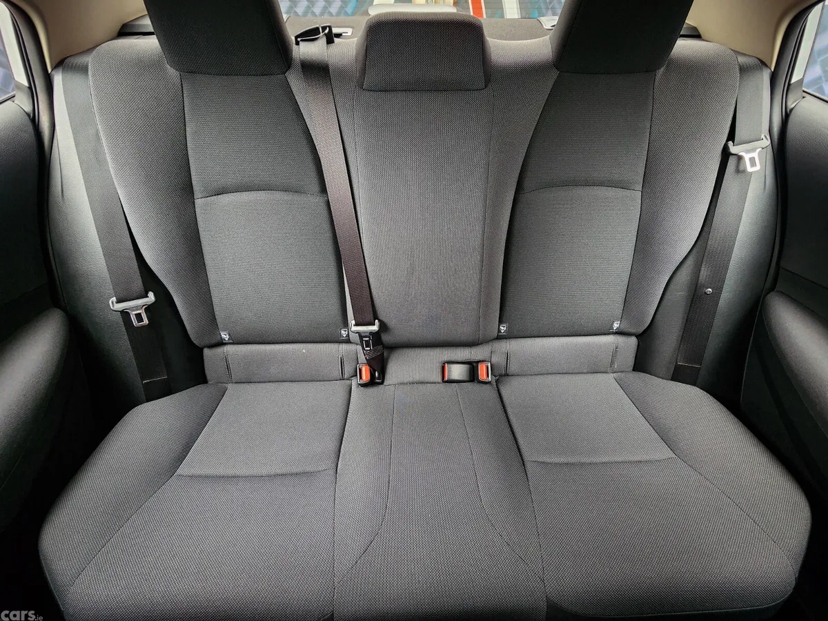 Toyota Corolla Saloon, Petrol Hybrid, 2023, Silver