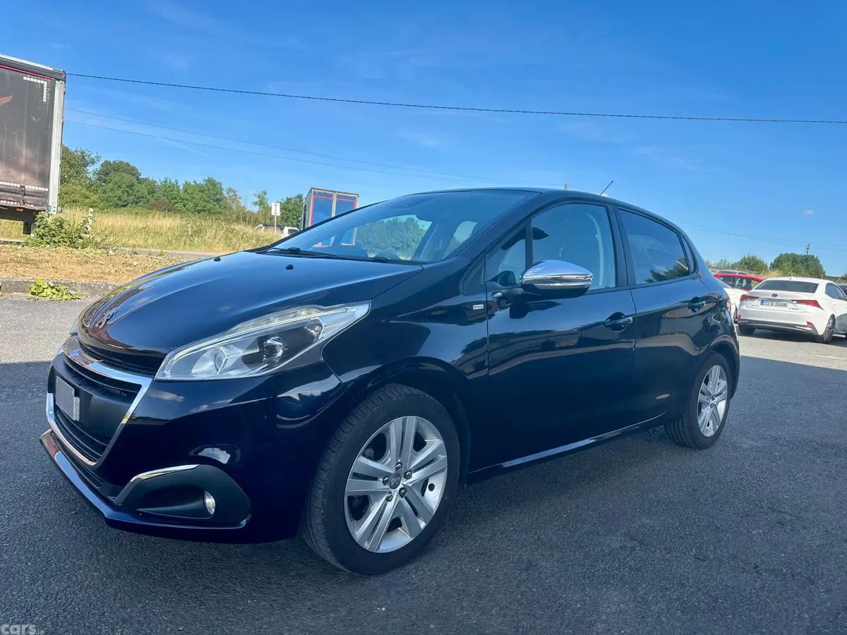Peugeot 208 Hatchback, Petrol, 2016, Blue