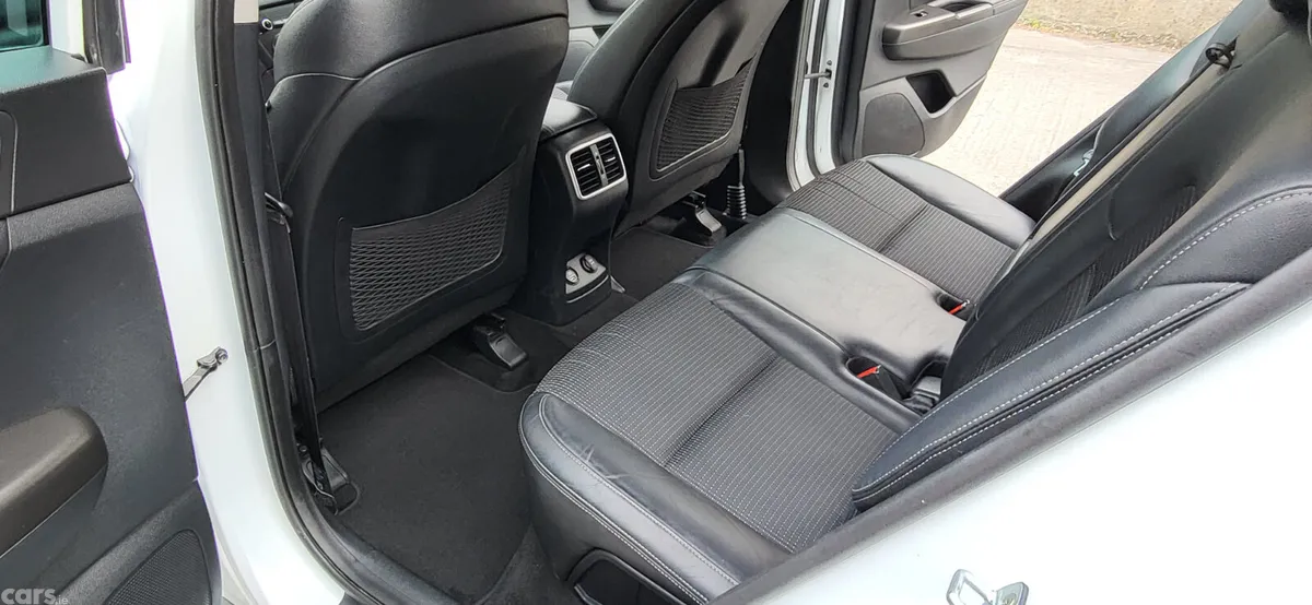 Kia Sportage SUV, Diesel, 2016, White