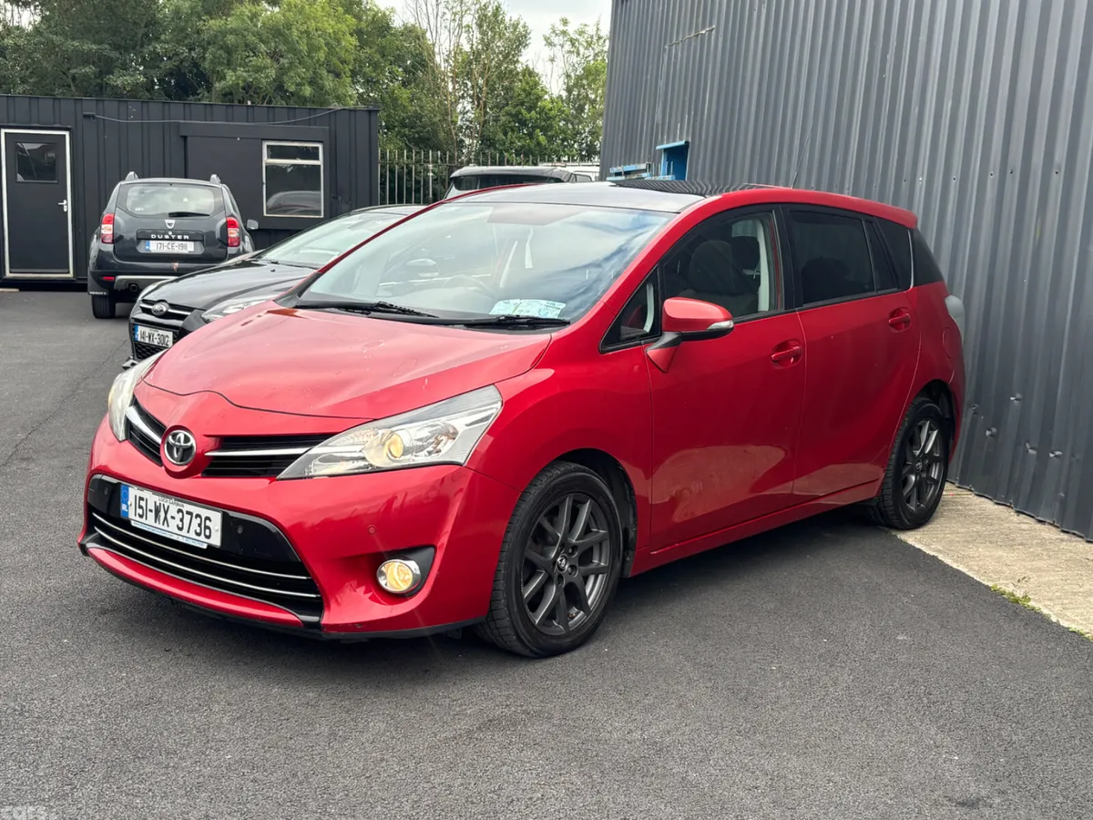 Toyota Verso MPV, Diesel, 2015, Red
