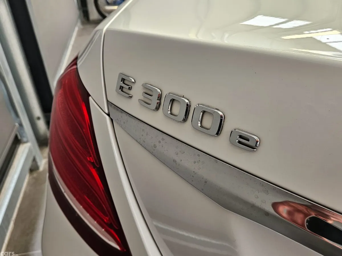 Mercedes-Benz E-Class Saloon, Petrol Plug-in Hybrid, 2020, White