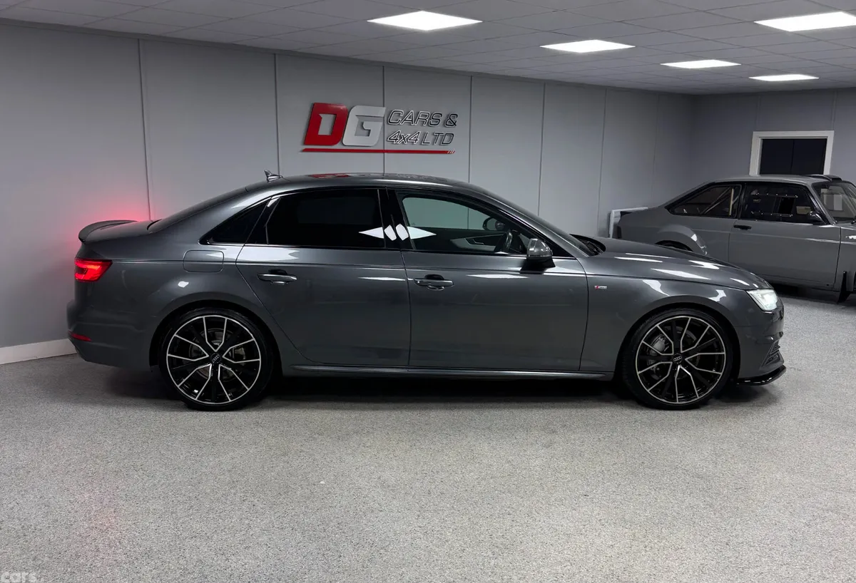 Audi A4 Saloon, Diesel, 2016, Grey