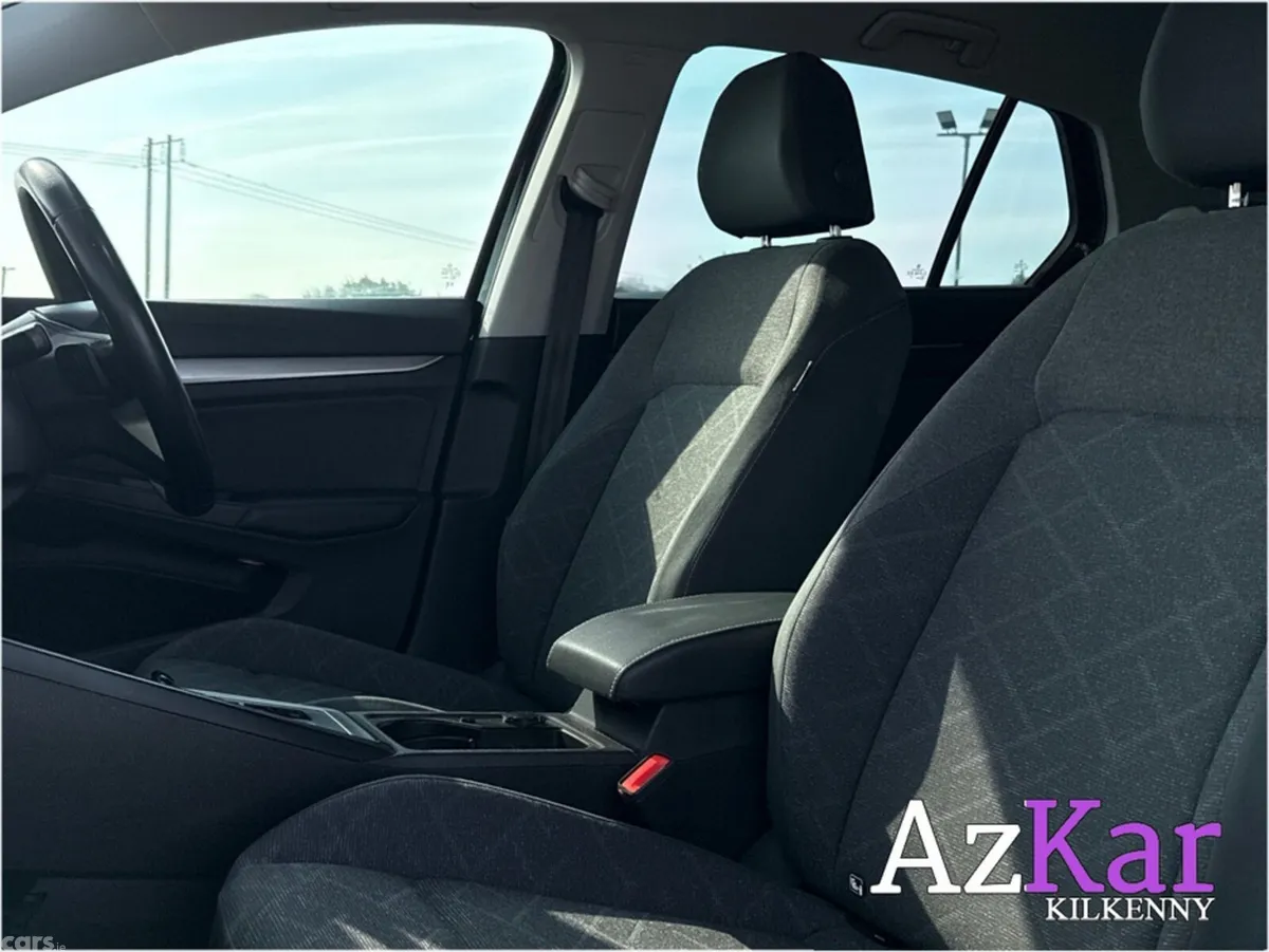 Volkswagen Golf Hatchback, Diesel, 2023, Black