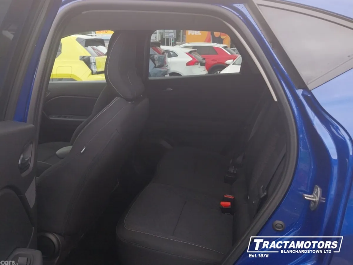 Renault Captur Hatchback, Petrol, 2024, Blue