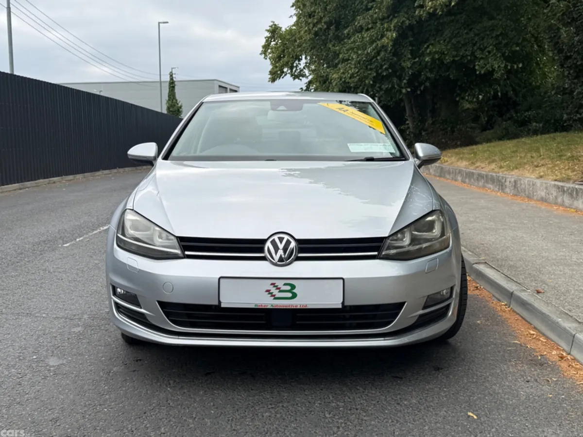 Volkswagen Golf Hatchback, Petrol, 2016, White