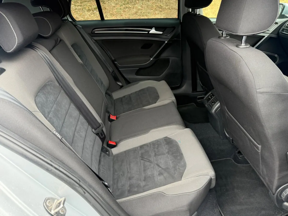 Volkswagen Golf Hatchback, Petrol, 2016, White