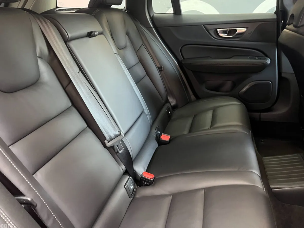 Volvo V60 Estate, Petrol Plug-in Hybrid, 2023, Red
