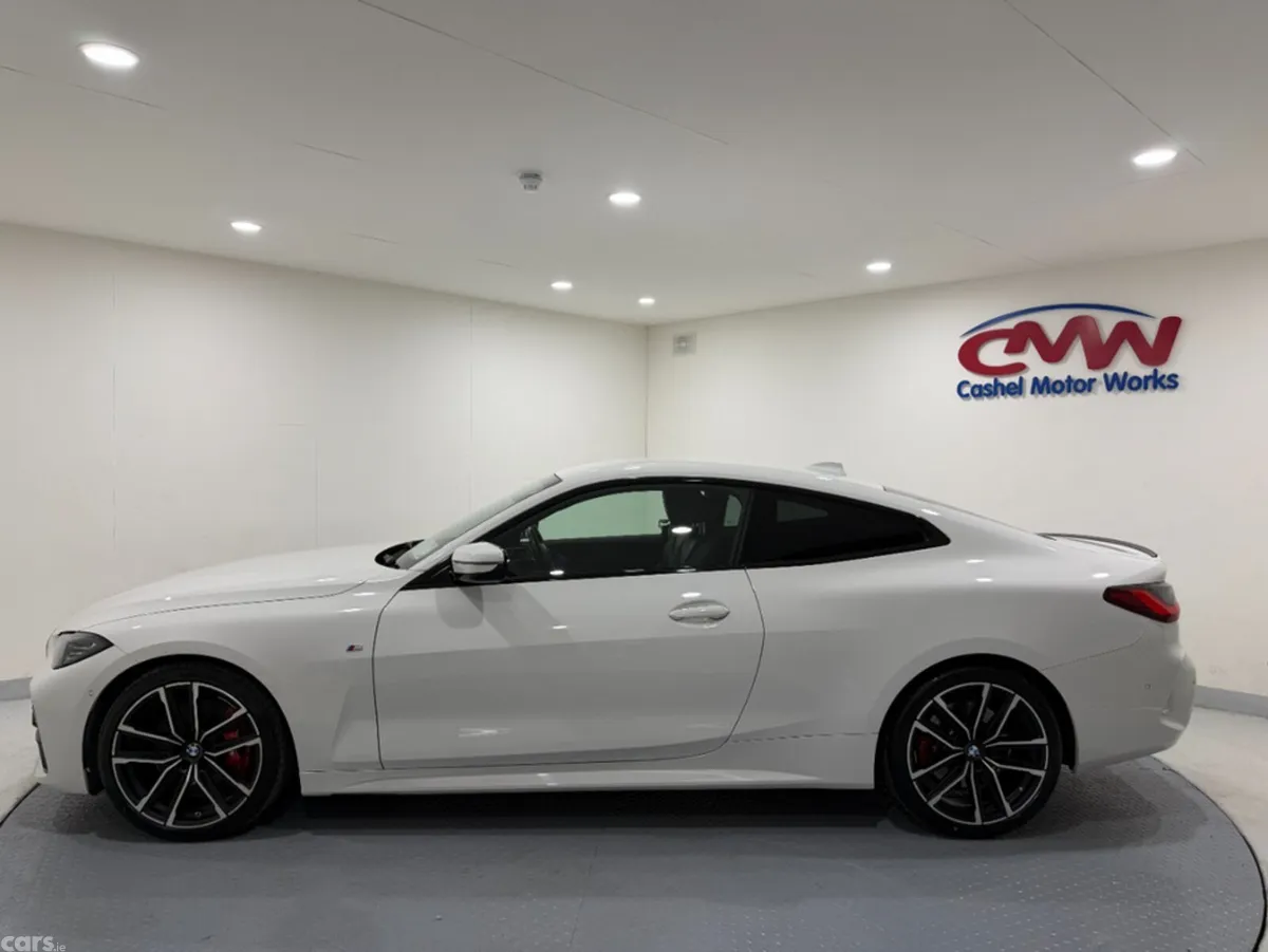 BMW 4-Series Coupe, Diesel, 2023, White