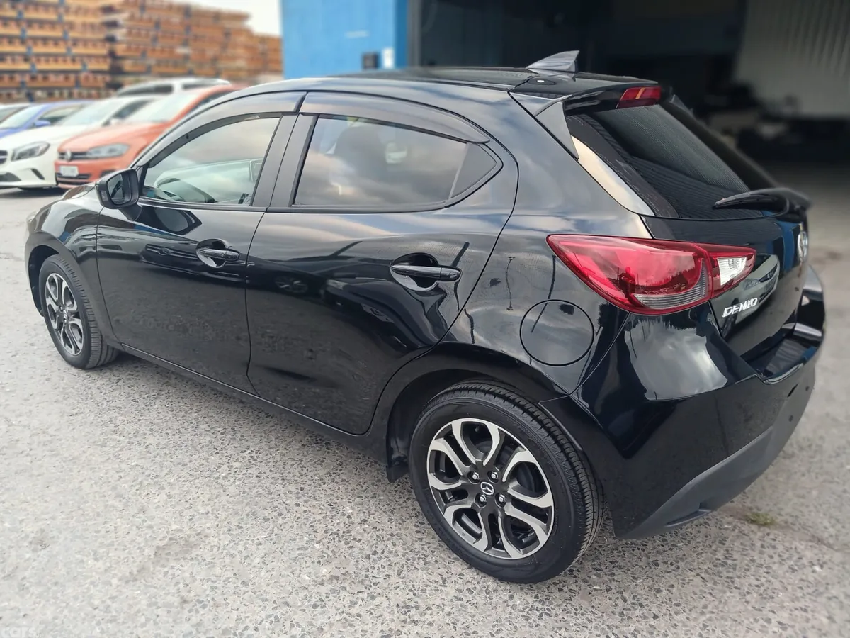 Mazda Demio Hatchback, Diesel, 2016, Black