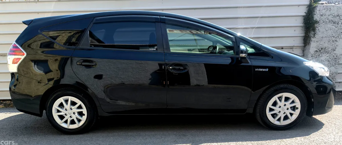 Toyota Prius MPV, Petrol Hybrid, 2016, Black
