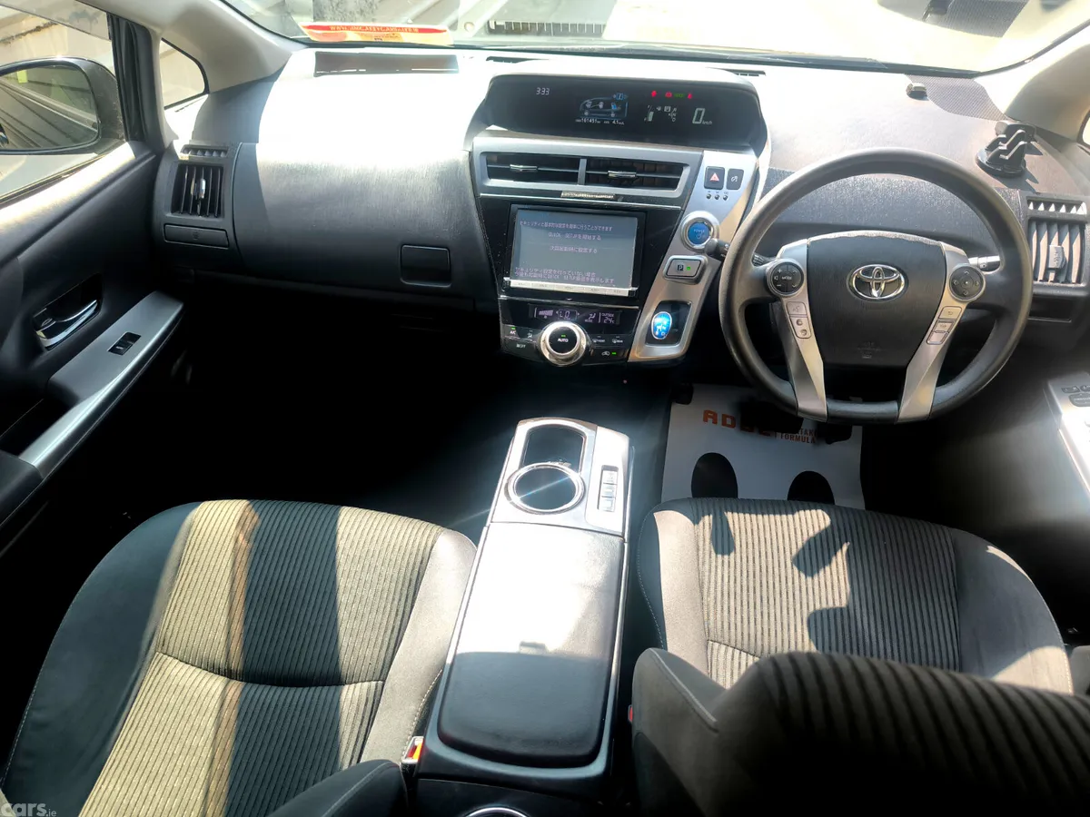 Toyota Prius MPV, Petrol Hybrid, 2016, Black
