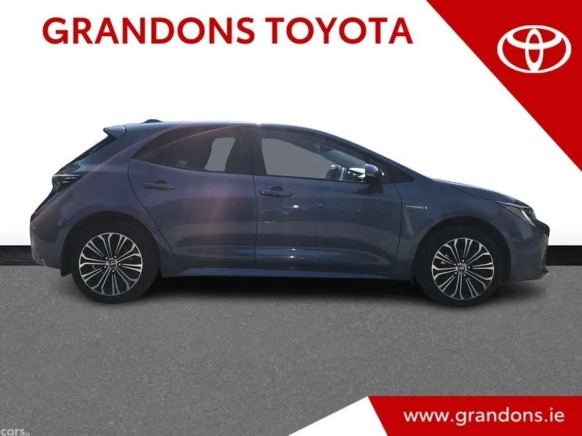 Toyota Corolla Hatchback, Petrol Hybrid, 2022, Blue