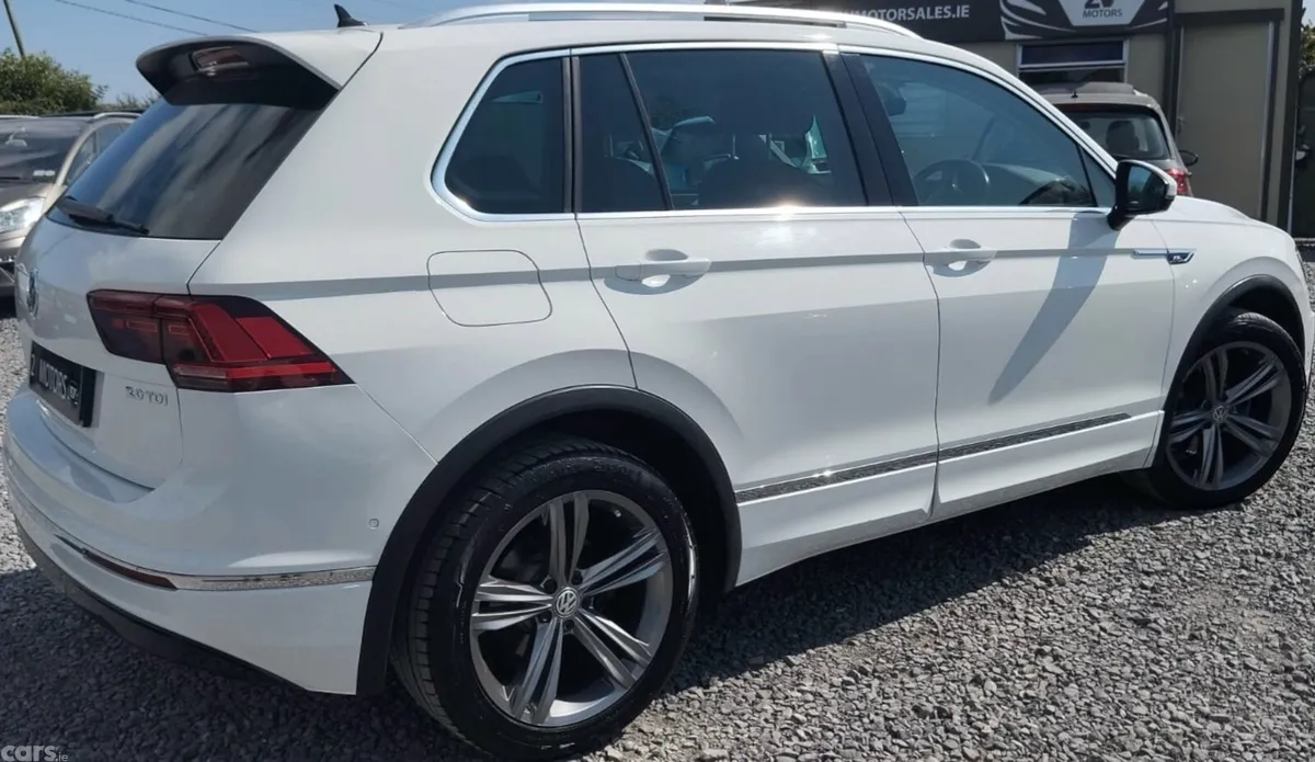 Volkswagen Tiguan SUV, Diesel, 2017, White