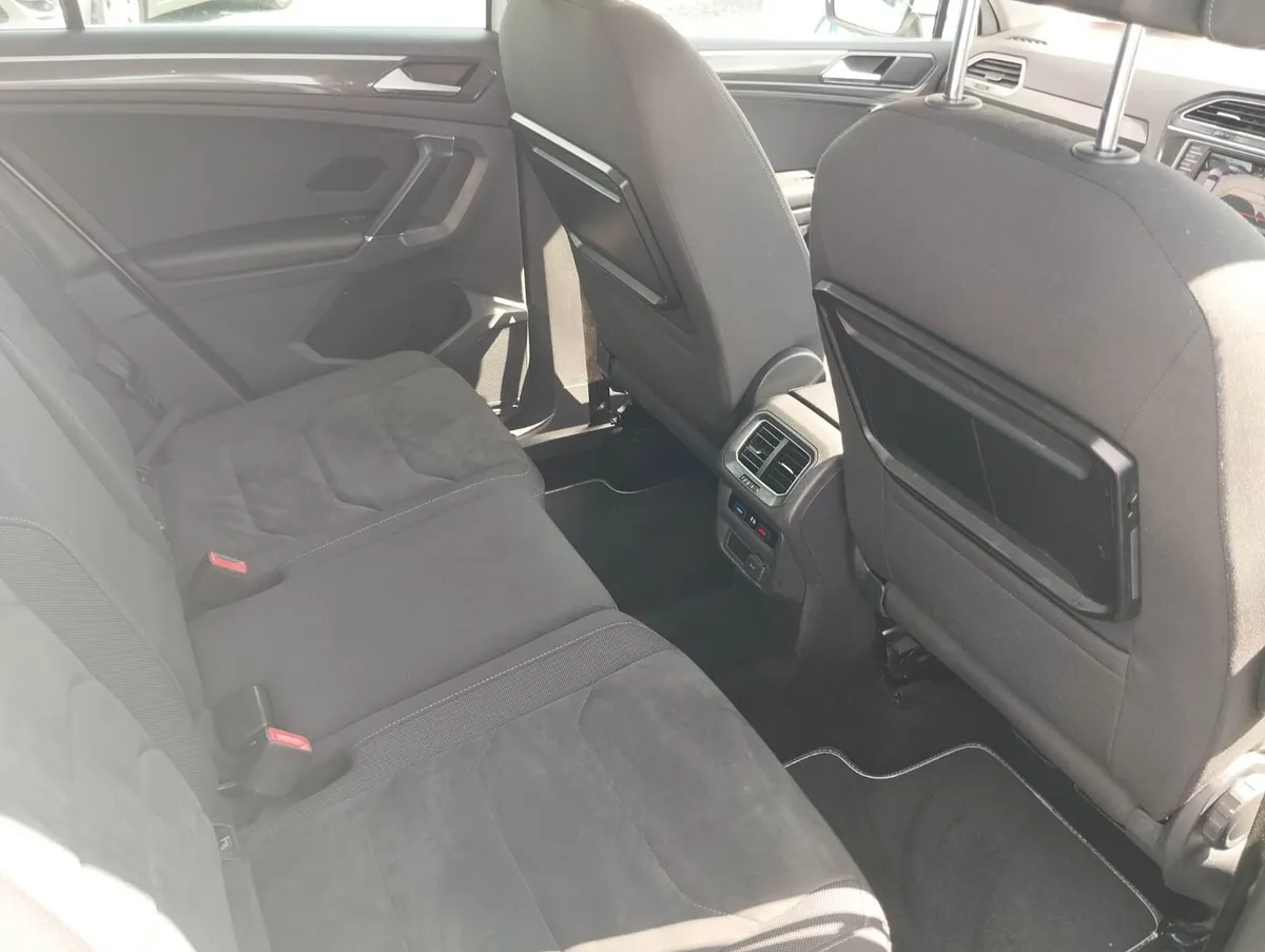 Volkswagen Tiguan SUV, Diesel, 2017, White