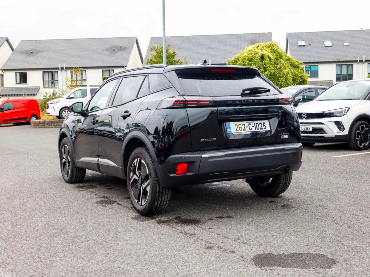 Peugeot 2008 MPV, Petrol Hybrid, 2026, Black