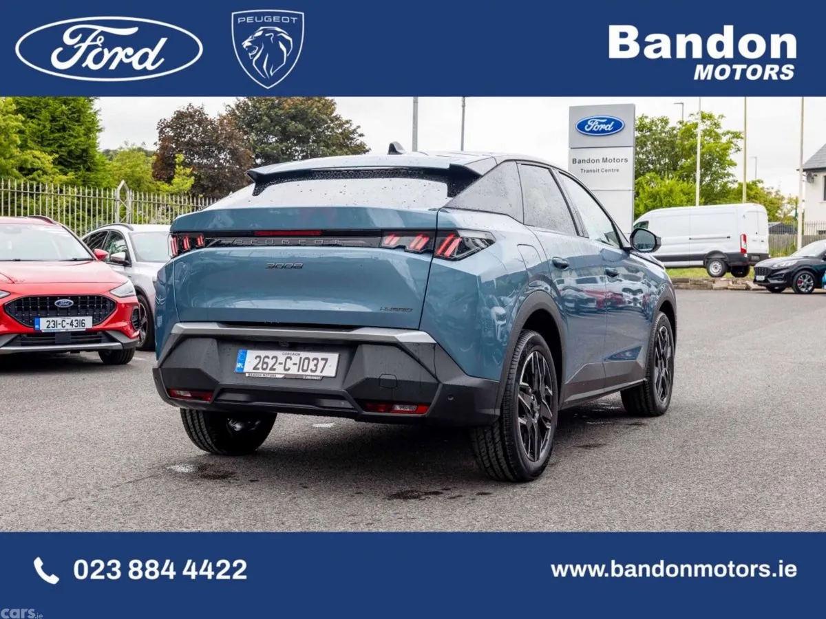Peugeot 3008 MPV, Petrol, 2026, Blue