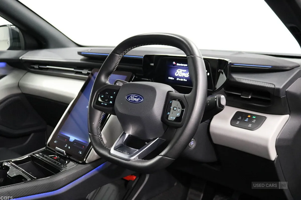 Ford Explorer SUV, Electric, 2025, Black