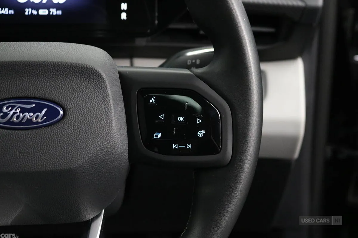 Ford Explorer SUV, Electric, 2025, Black