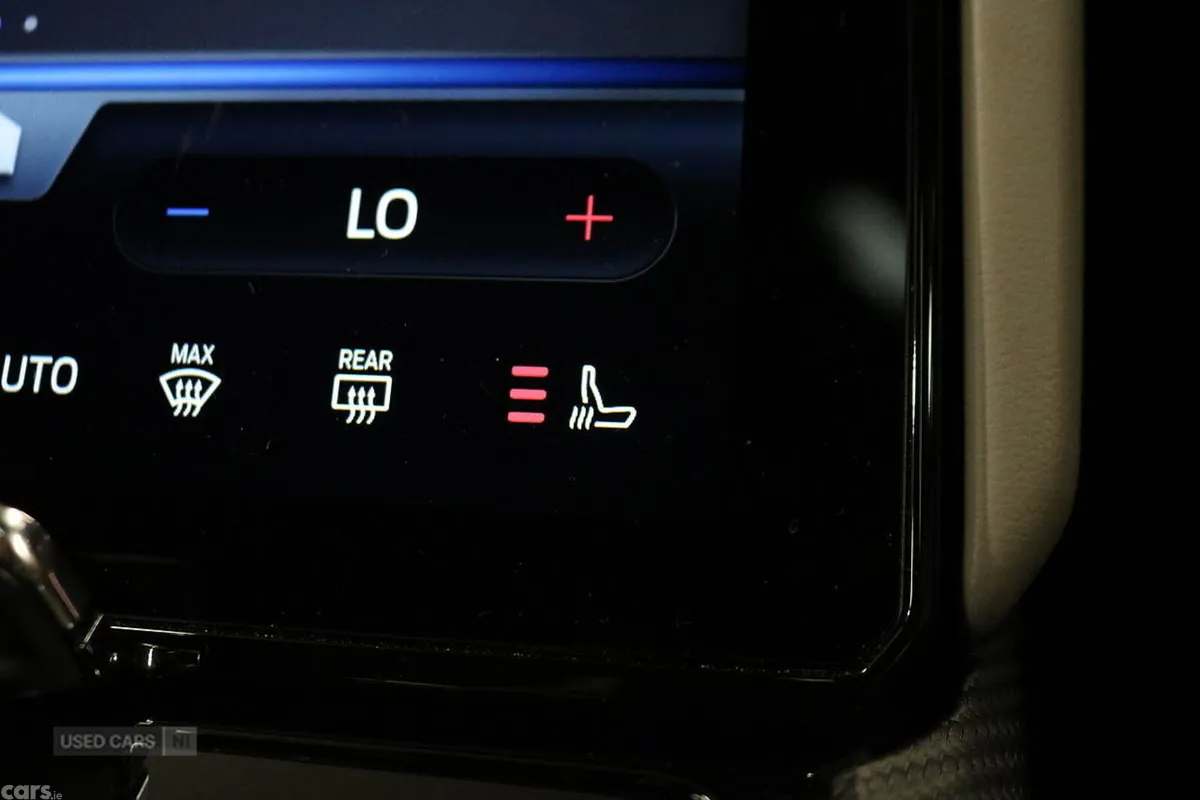 Ford Explorer SUV, Electric, 2025, Black