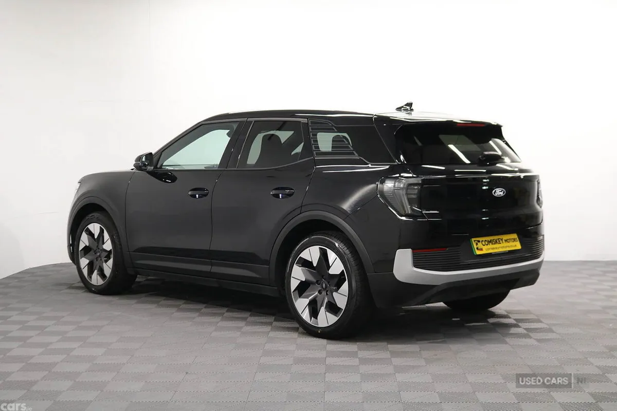 Ford Explorer SUV, Electric, 2025, Black