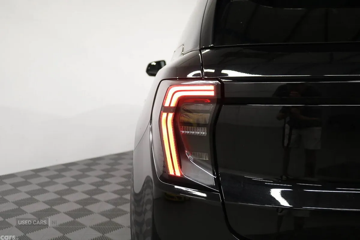 Ford Explorer SUV, Electric, 2025, Black