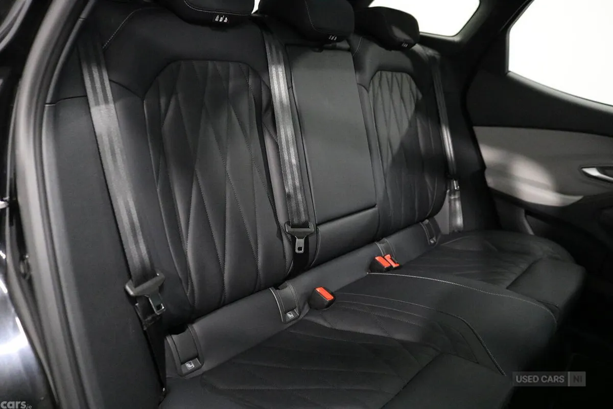 Ford Explorer SUV, Electric, 2025, Black