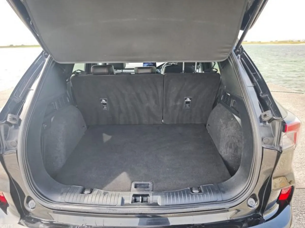 Ford Kuga MPV, Diesel, 2020, Black