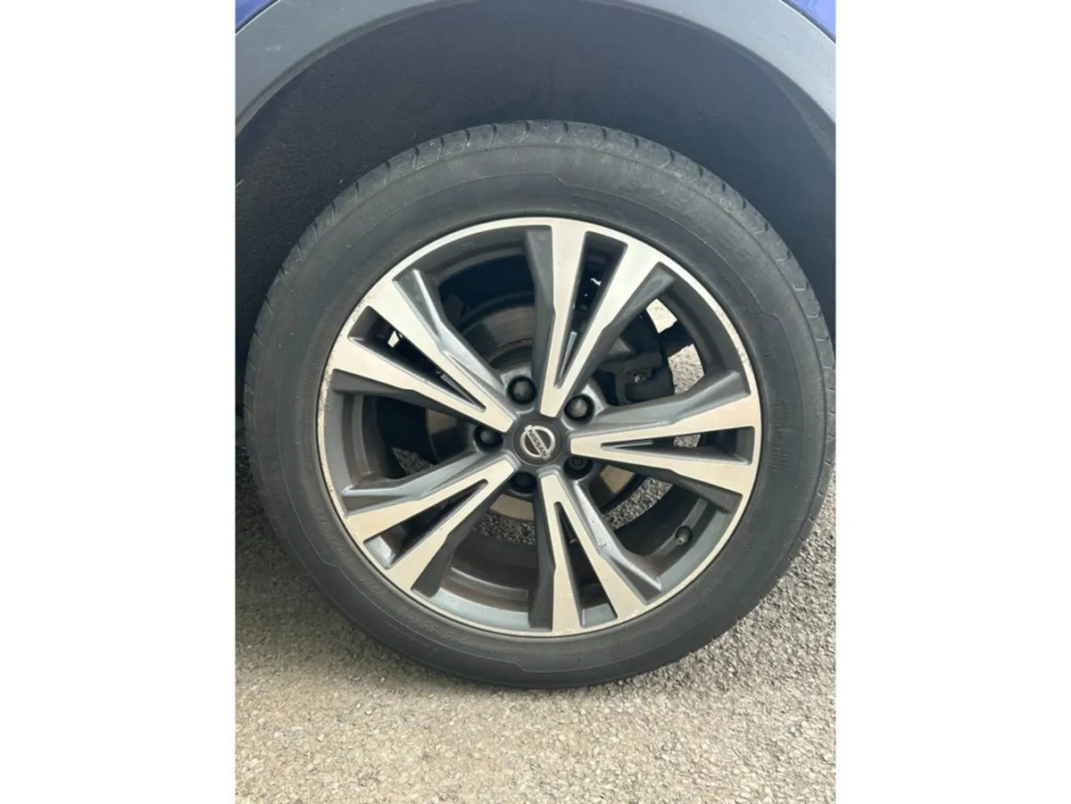 Nissan Qashqai Hatchback, Diesel, 2018, Blue