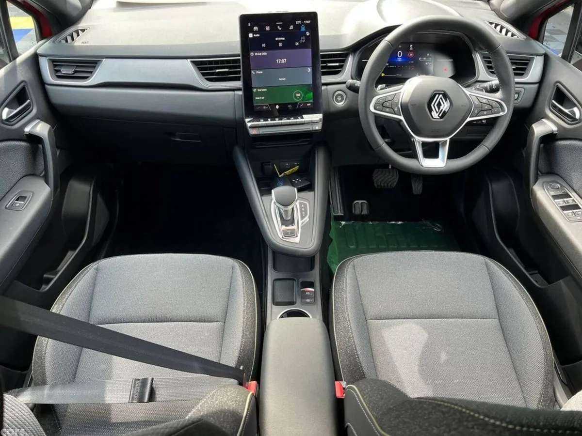 Renault Captur SUV, Petrol Hybrid, 2026, Red