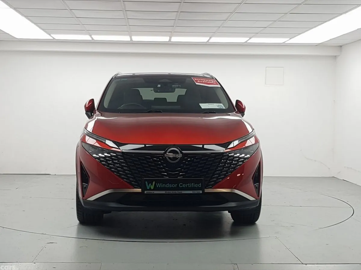 Nissan Qashqai MPV, Petrol Hybrid, 2025, Red