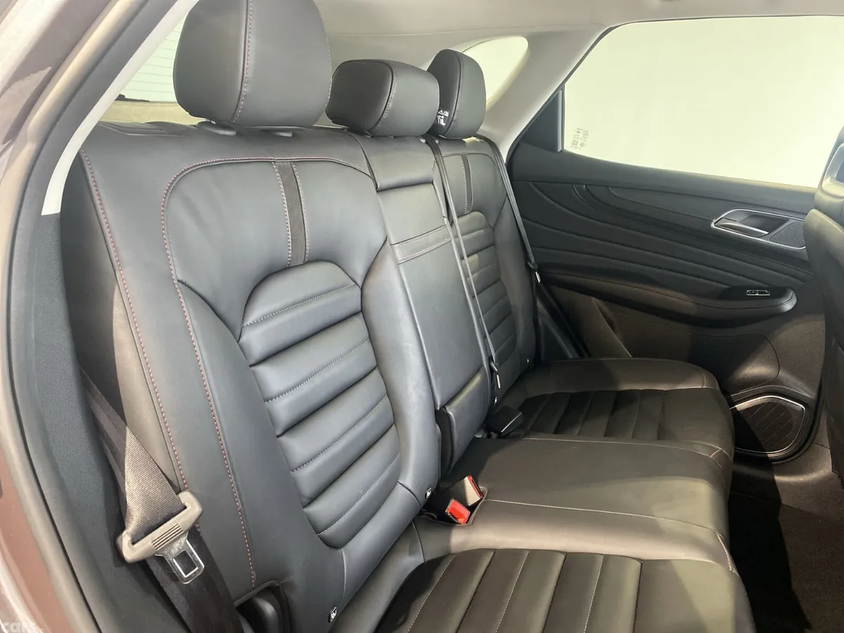 MG HS SUV, Petrol Hybrid, 2024, Grey