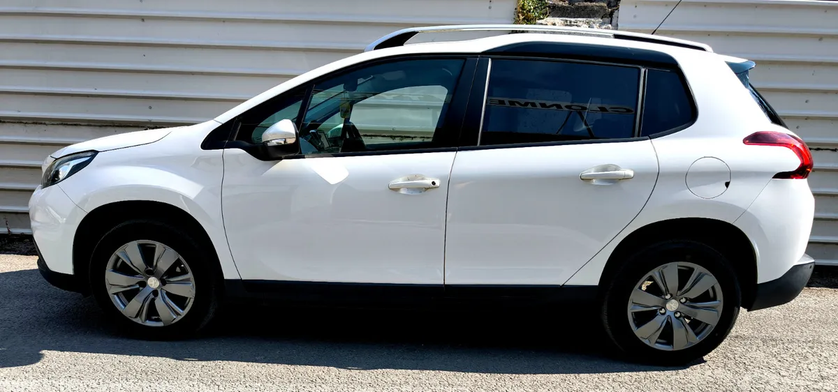 Peugeot 2008 Estate, Petrol, 2018, White
