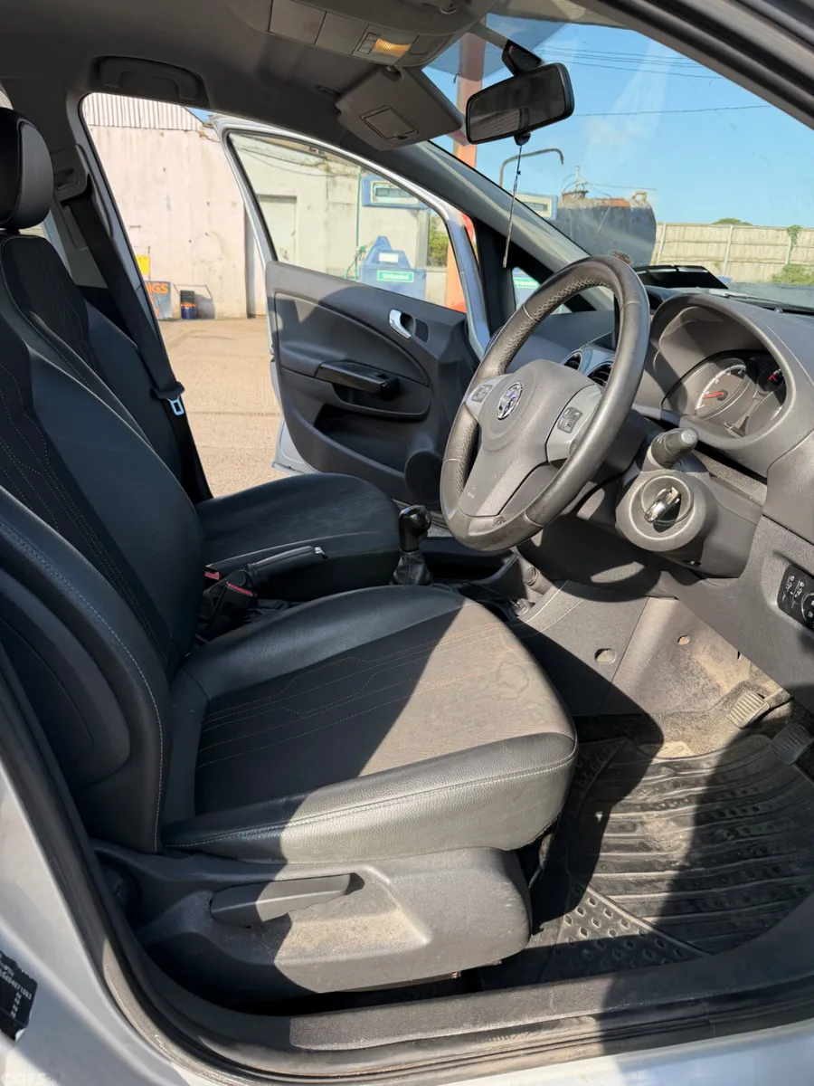 Vauxhall Corsa Hatchback, Petrol, 2013, Silver