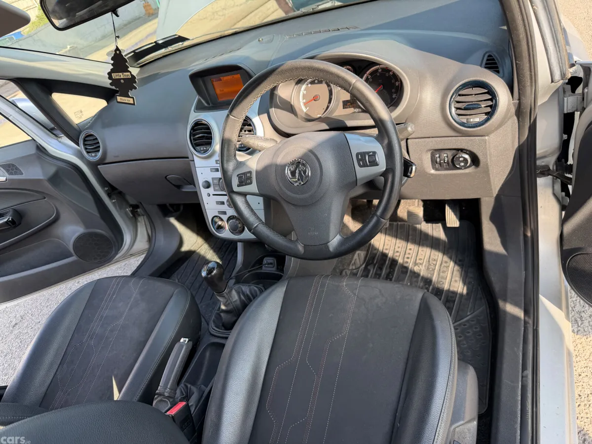 Vauxhall Corsa Hatchback, Petrol, 2013, Silver