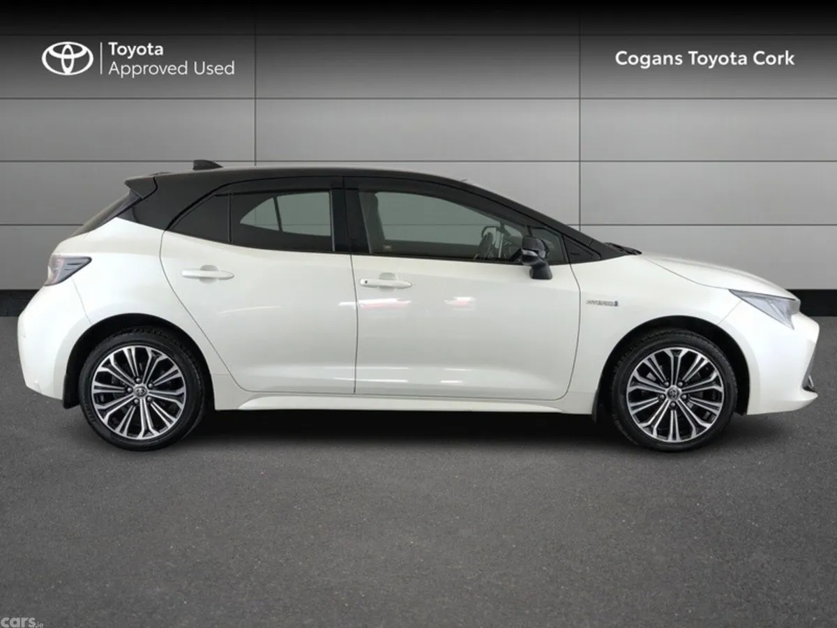 Toyota Corolla Hatchback, Petrol Hybrid, 2020, White