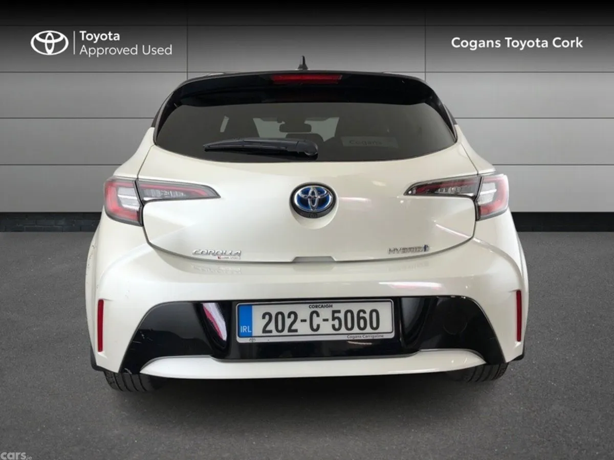Toyota Corolla Hatchback, Petrol Hybrid, 2020, White
