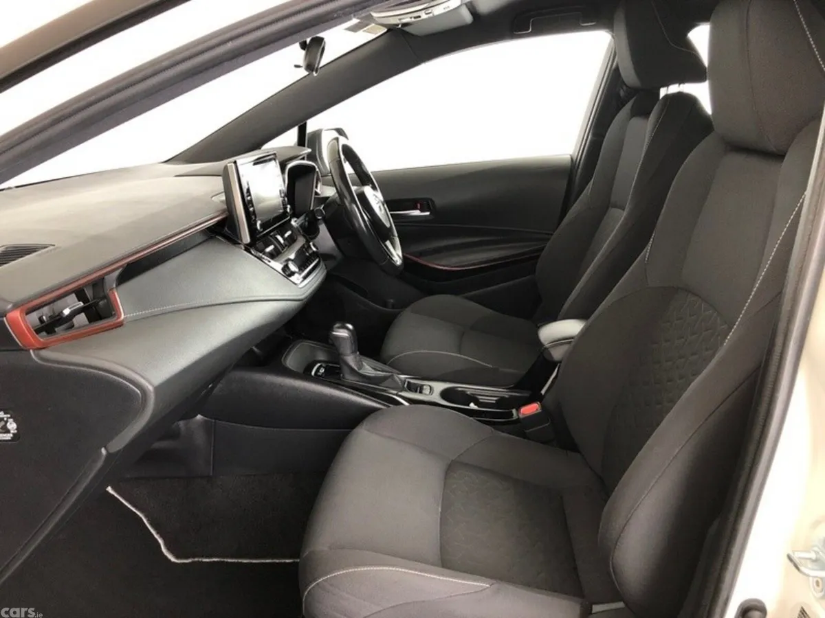 Toyota Corolla Hatchback, Petrol Hybrid, 2020, White