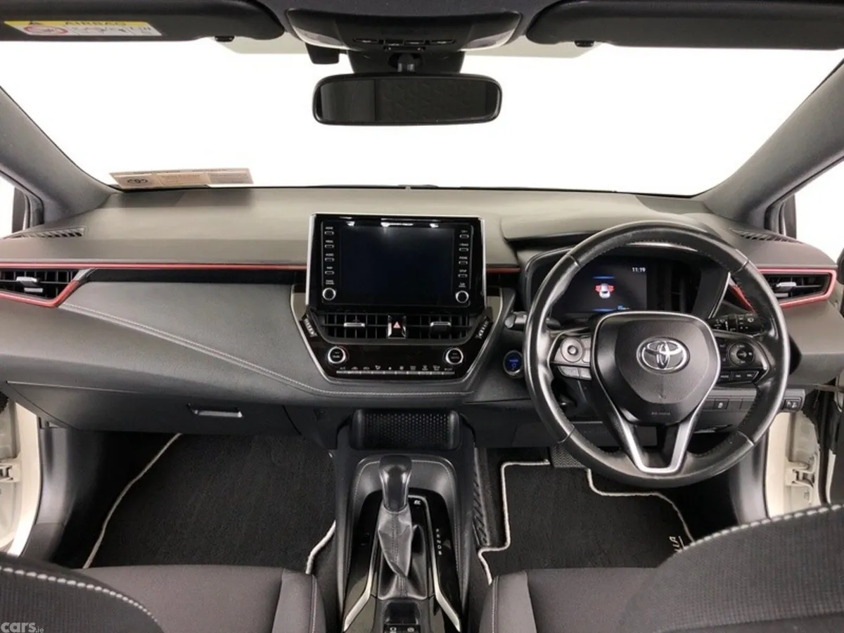 Toyota Corolla Hatchback, Petrol Hybrid, 2020, White