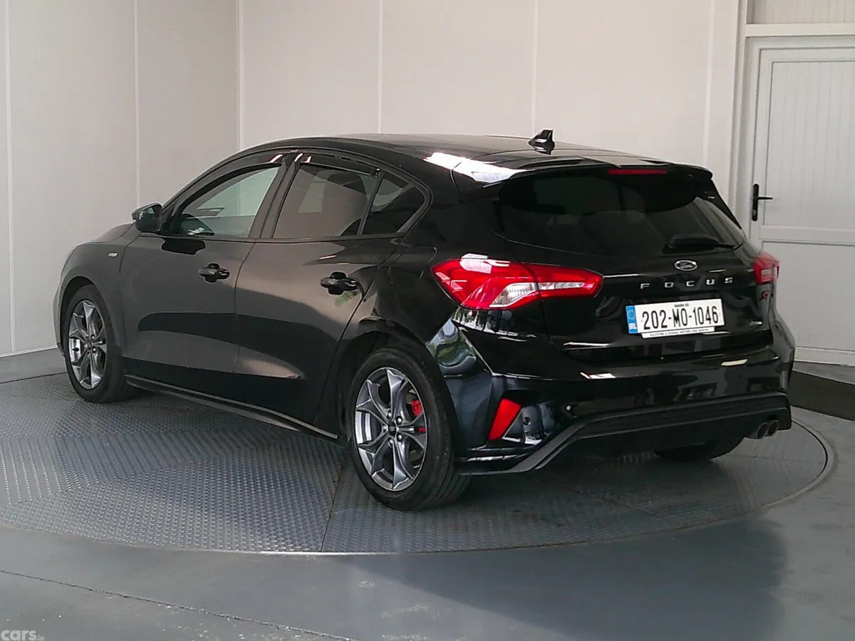 Ford Focus Hatchback, Diesel, 2020, Black