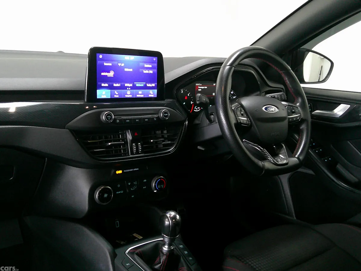Ford Focus Hatchback, Diesel, 2020, Black
