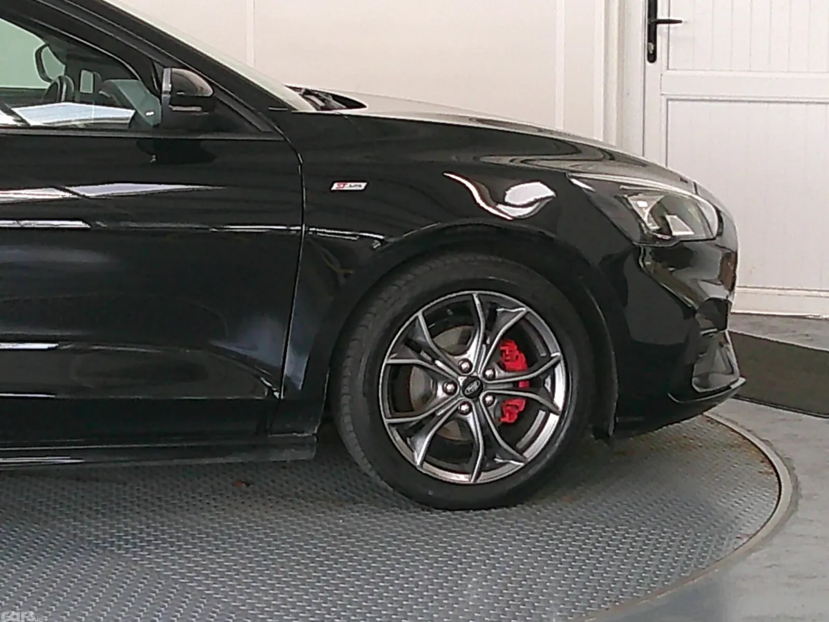 Ford Focus Hatchback, Diesel, 2020, Black