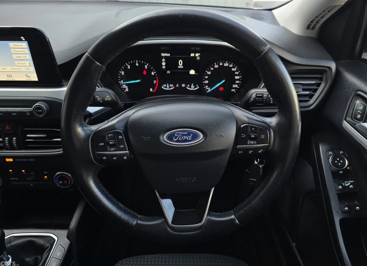 Ford Focus Hatchback, Petrol, 2019, Black