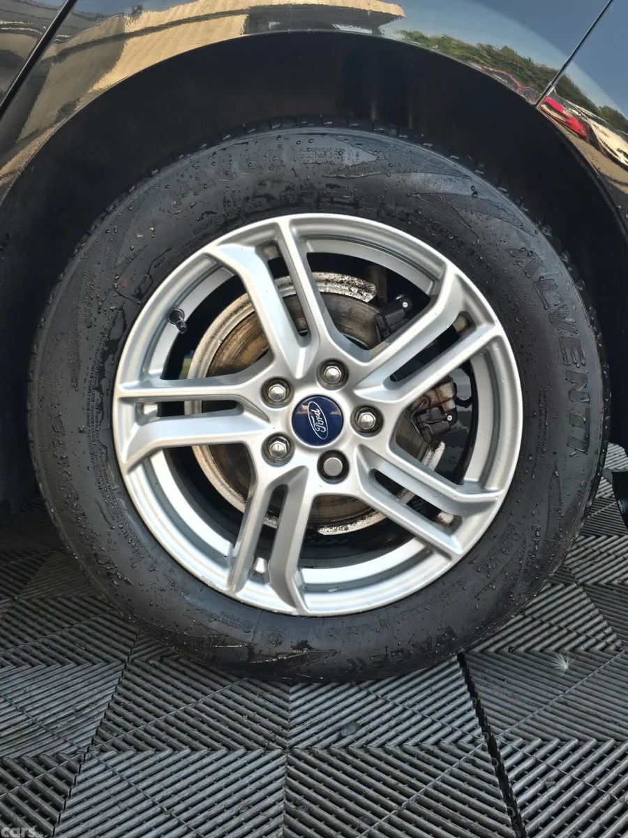 Ford Focus Hatchback, Petrol, 2019, Black