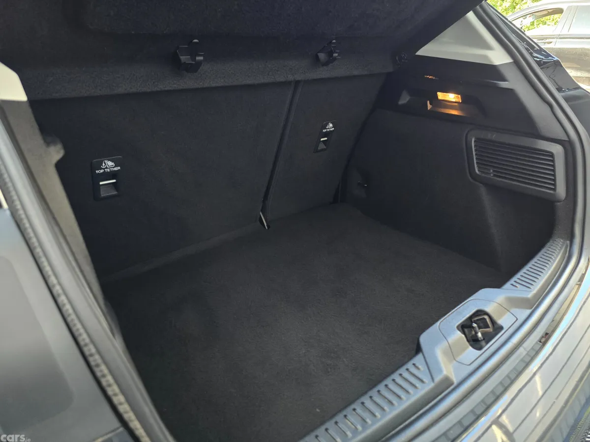 Ford Focus Hatchback, Petrol, 2019, Black