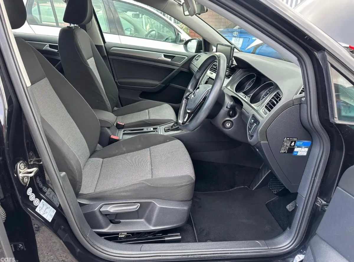 Volkswagen Golf Hatchback, Petrol, 2014, Black
