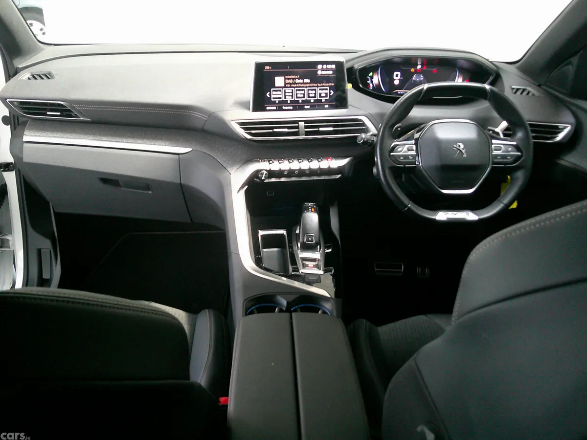 Peugeot 3008 SUV, Diesel, 2019, White